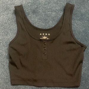 Aero M cropped black tank top